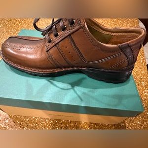 New Brown size 9 Clark’s